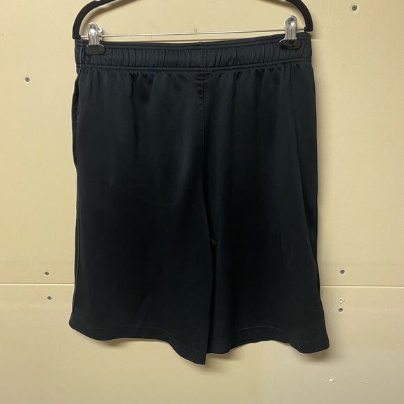 2/$20❤️- SHORTS | Men’s Pro Player basketball shorts size L - Picture 4 of 5